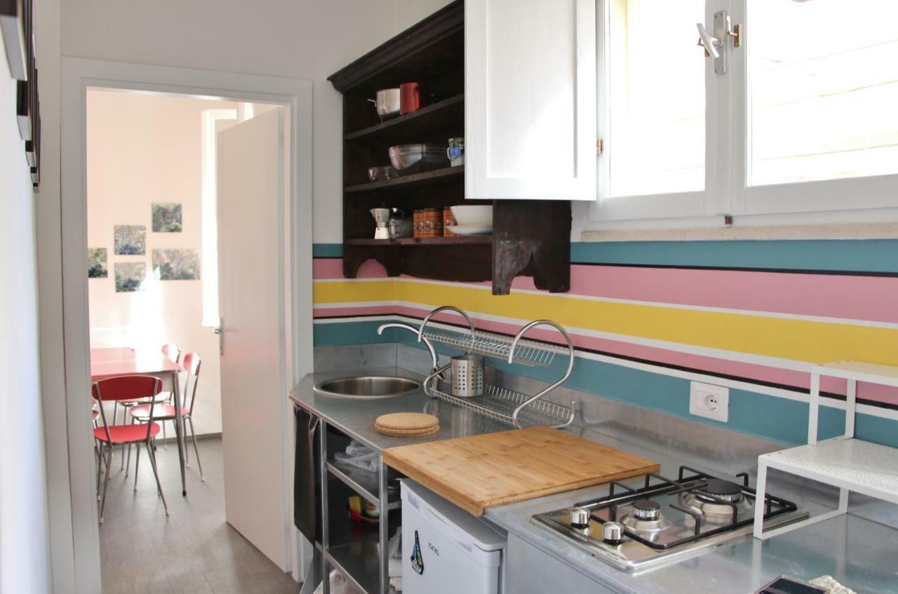 Appartamento Con Terrazza Panoramica In Marina. كالياري المظهر الخارجي الصورة
